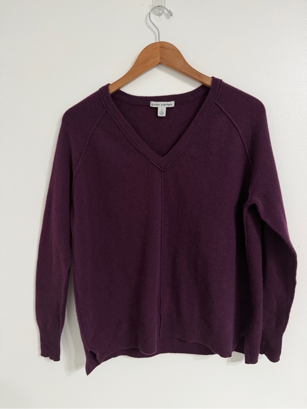 Autumn Cashmere 100% Pure Cashmere Purple V Neck Sweater Women’s M y2k luxury